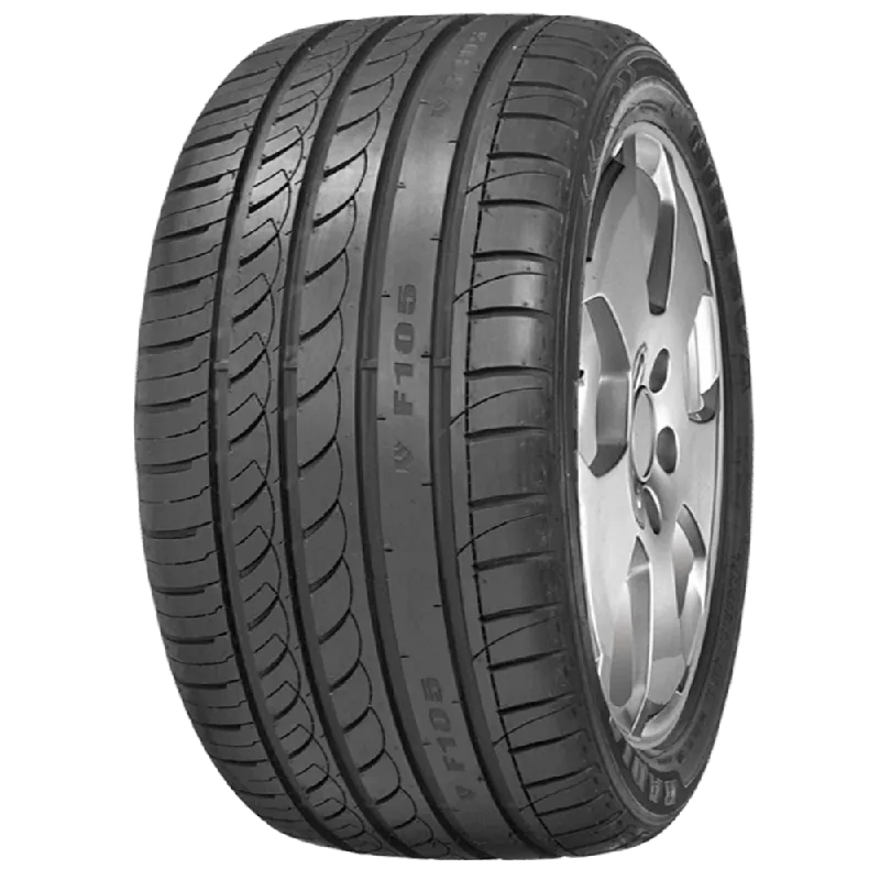 Cumpără acum Anvelopa Vara 245/30R20 95W MINERVA F105