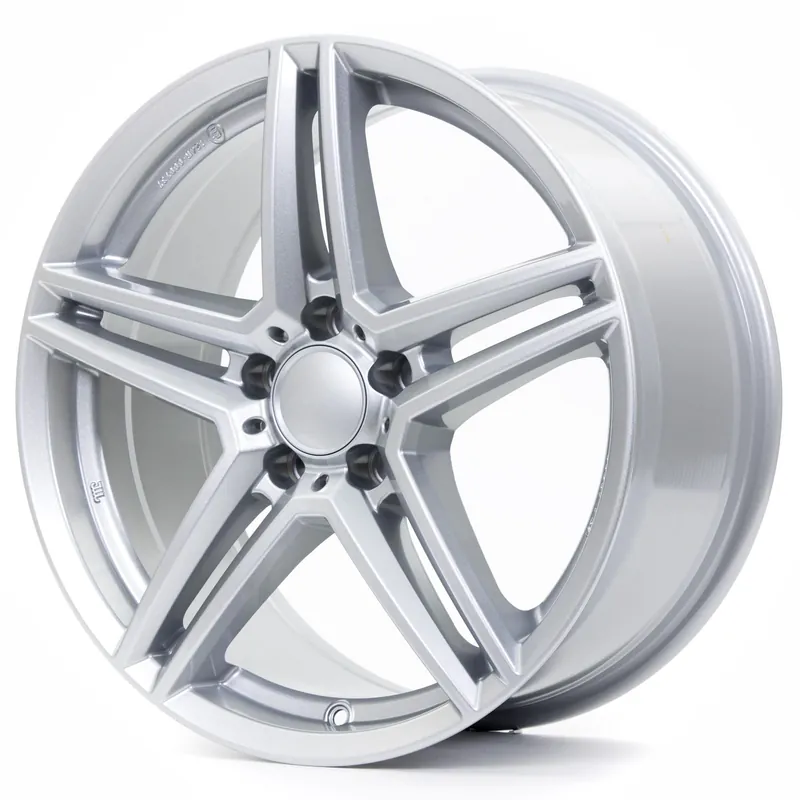 Reducere Janta aliaj 17 Inchi ALUTEC M10-X 5X112 ET 36 Latime 7,5 inchi