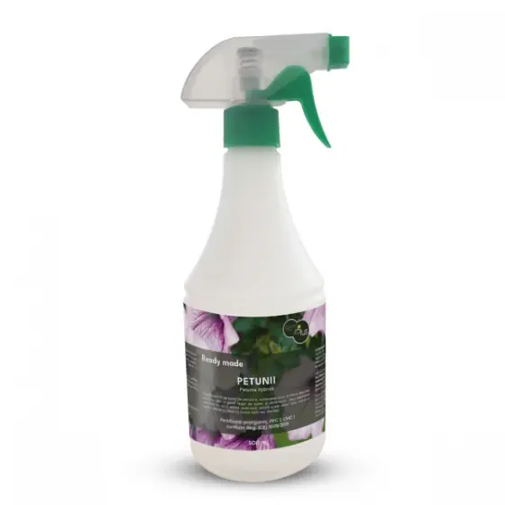 Ingrasamant lichid premium Ready-Made cu pulverizare pentru petunii, 500 ml Ofertă limitată