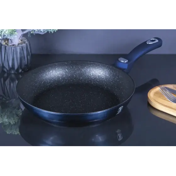 Tigaie, 28 cm, cu mâner detașabil, Metallic Line Aquamarine Edition - BH/7153 Ofertă specială