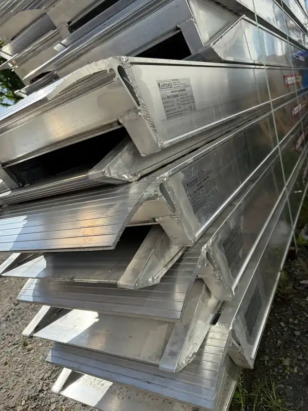 Super ofertă Rampe de încărcare/descarcare aluminiu 5000 x 512 mm, 5950 kg